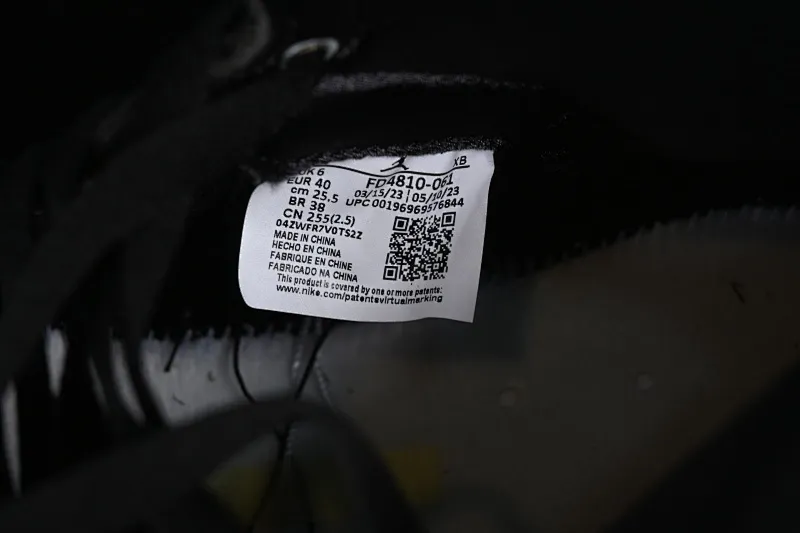 All Categories Air Jordan Jordan Series Basketball Shoes Air Jordan 1 High Air Jordan 1 High OG "Satin Bred" AJ1 Joe 1 Silk Forbidden Wear FD4810-061